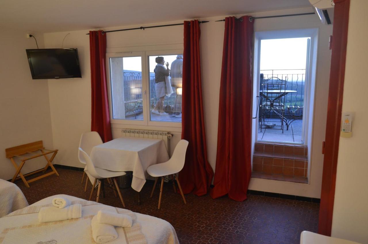 Hotel Restaurant Panoramique Cesar Bonnieux Eksteriør billede